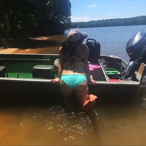 Meet your Posher, Sami